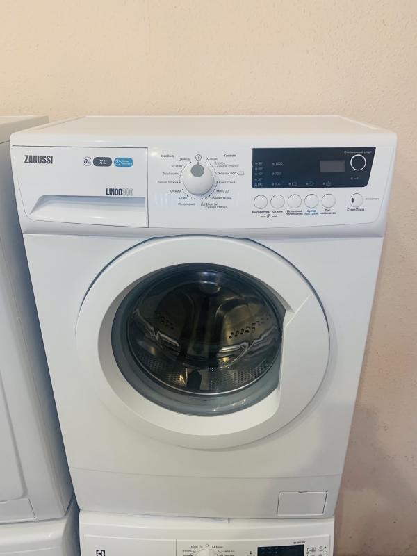 Стиральная машина Zanussi ZWSG7101V